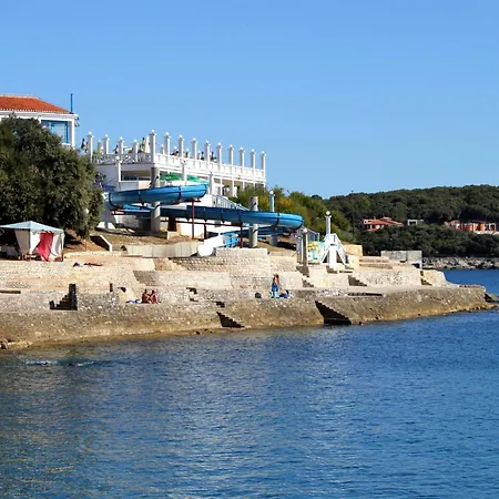 With A Parking Space - 23290