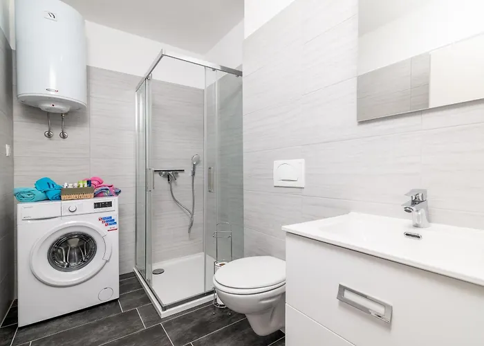 With A Parking Space - 23290 Appartement *