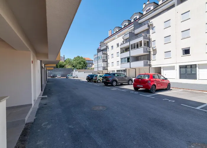 With A Parking Space - 23290 Appartement *